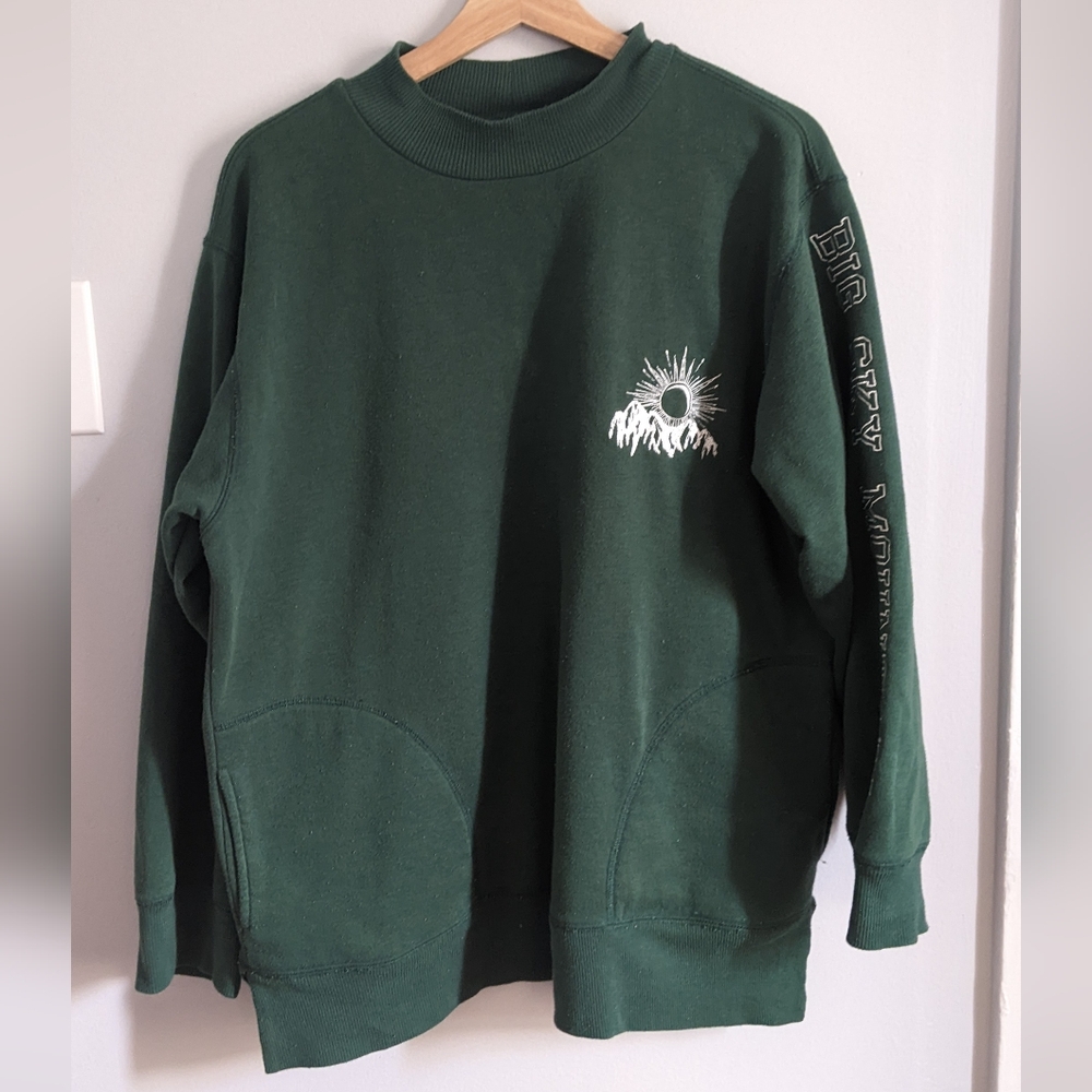 Oversized Green Crewneck Sweatshirt